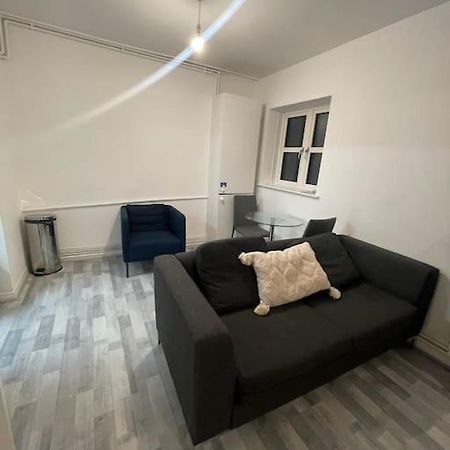 Lovely Spacious Entire 1 Bedroom Apartment - New Management 伦敦 外观 照片
